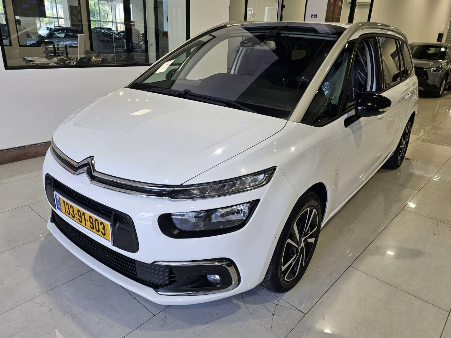 a8a6e4db-0e32-48d5-a863-43005fa6ed53